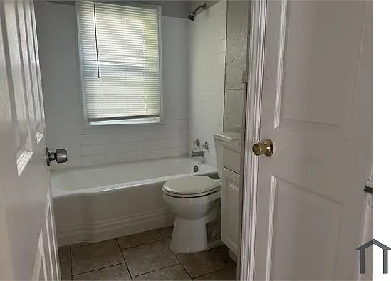 6302 Washington Ave — Photo 5