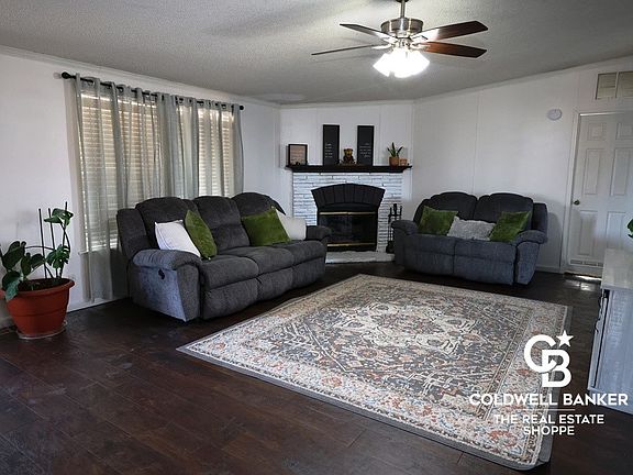 2nd image of 520 W Prospect Ave