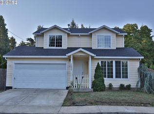 13833 SE Main St, Portland, OR 97233