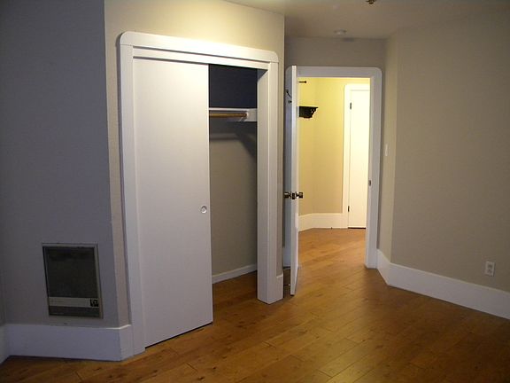 5th image of 1818 Broadway St APT 101