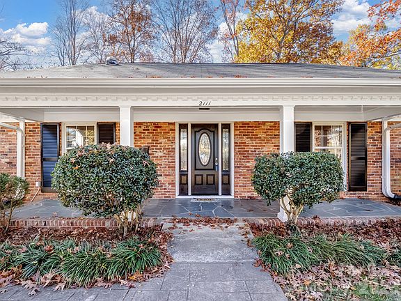 2nd image of 2111 Sagamore Rd
