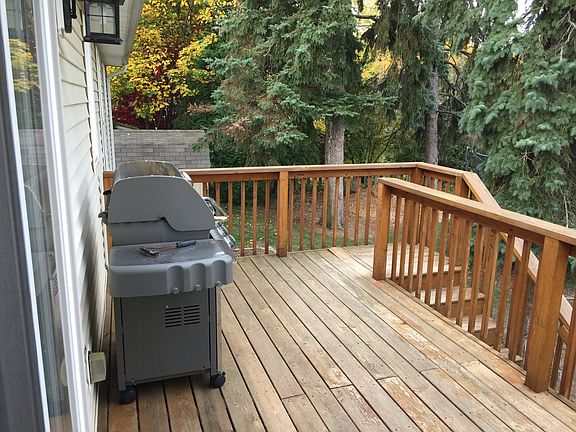 3rd image of 1000 Eastmont Dr SE