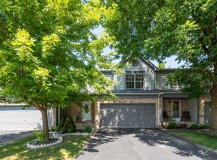 30 Oxford Ct, Algonquin, IL