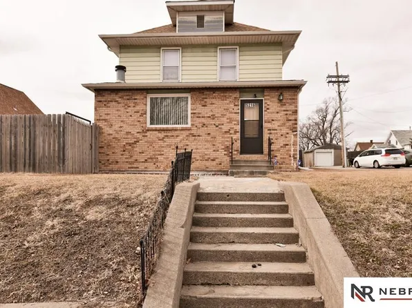 5216 S 36th St, Omaha, NE 68107