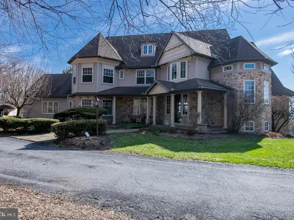 234 Miller Rd, Sinking Spring, PA 19608