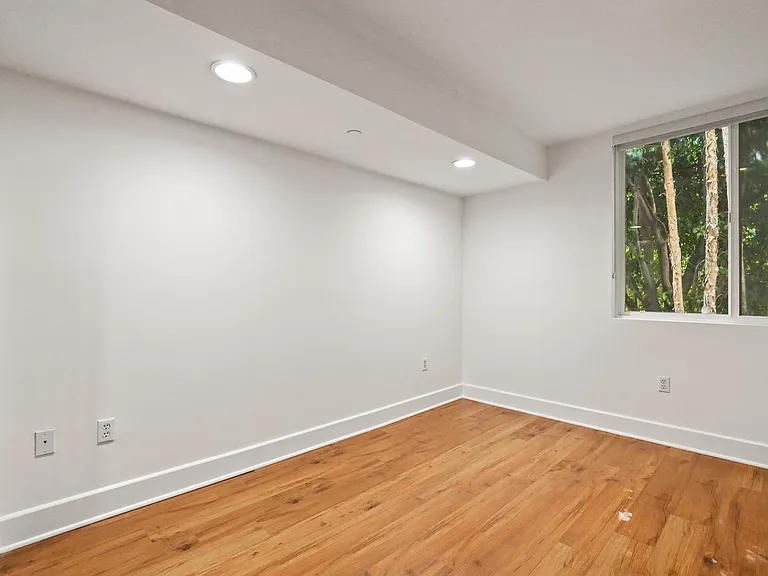 834 N Edinburgh Ave #G310 — Photo 43