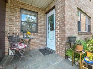 101 Riversedge Dr #101, Norristown, PA 19403