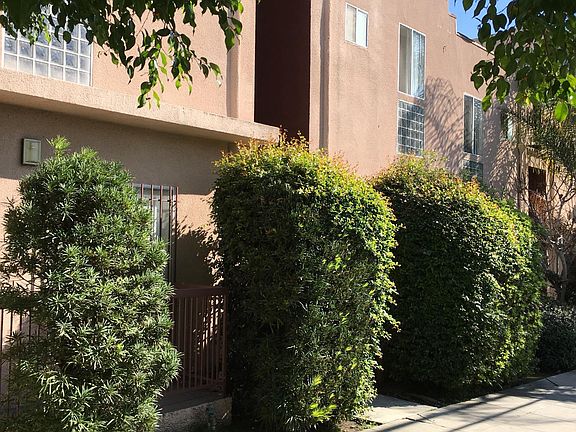 3rd image of 450 N Van Ness Ave APT 110