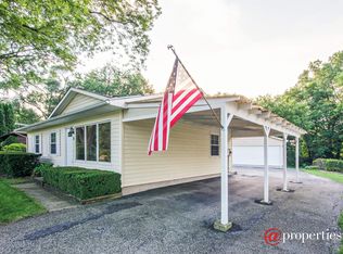 78 S Seebert St, Cary, IL 60013