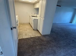 348 N Crenshaw St, Visalia, CA 93291