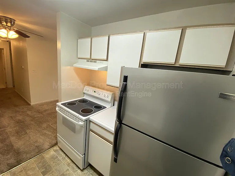 76 Red Maple Ct #100 — Photo 7
