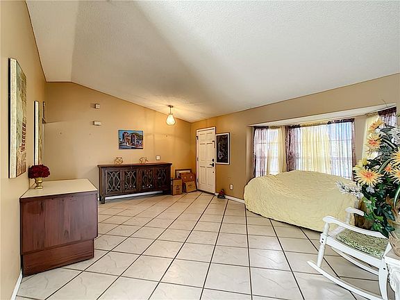 3rd image of 7180 Ironwood Dr