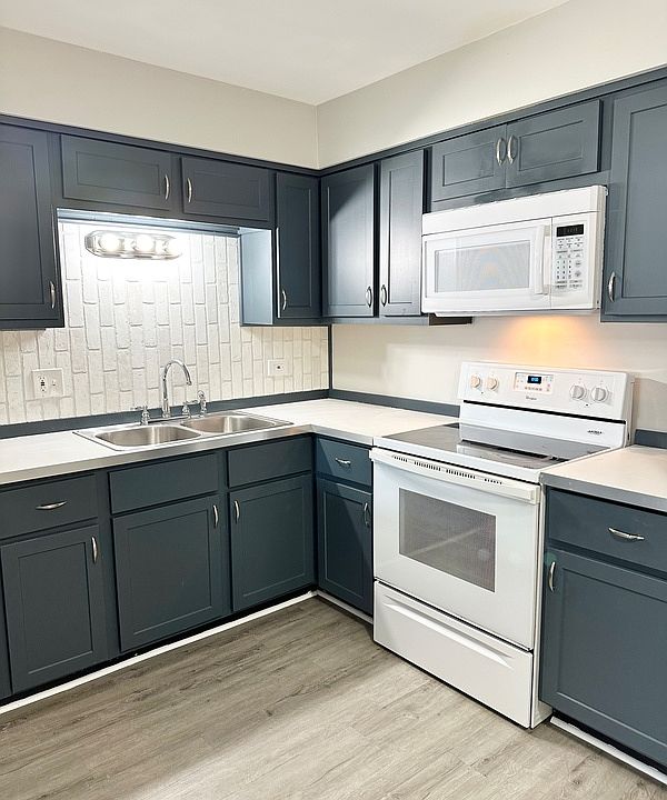 1st image of 9709 Lorraine Dr APT 1