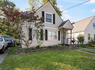 882 E Archwood Ave, Akron, OH 44306