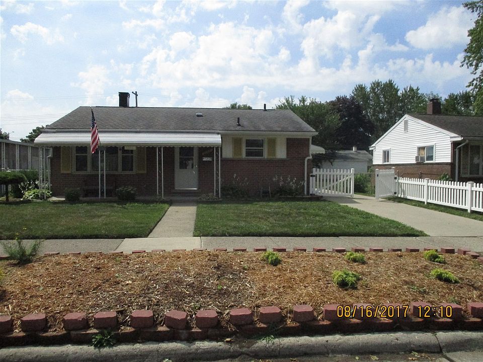 1st image of 30941 Somerset St
