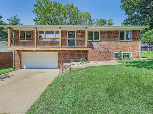 9507 Craigwood Ter, Saint Louis, MO 63126