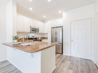 530 Forestdale Ave #312, Glendora, CA 91741
