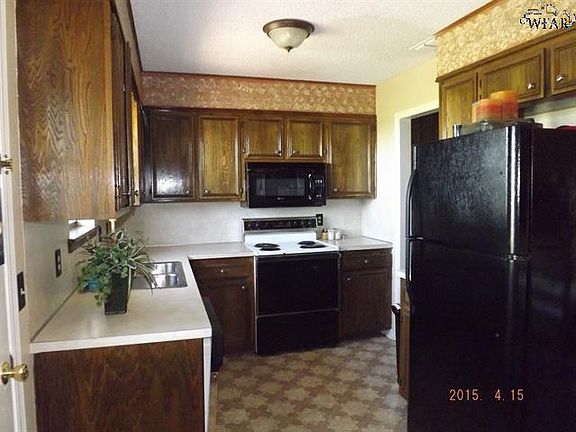 4th image of 3 Patricia Ct