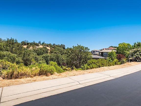 4th image of 3111 Corsica Dr