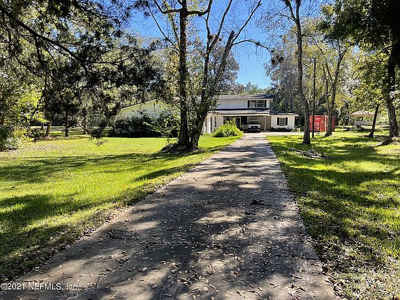 2nd image of 3827 Forest Dr