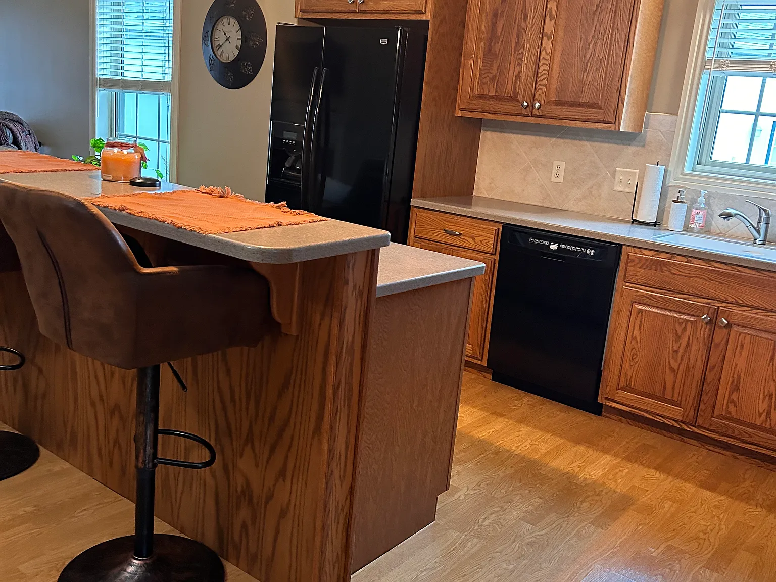 2 bed, $1,595 — Photo 2