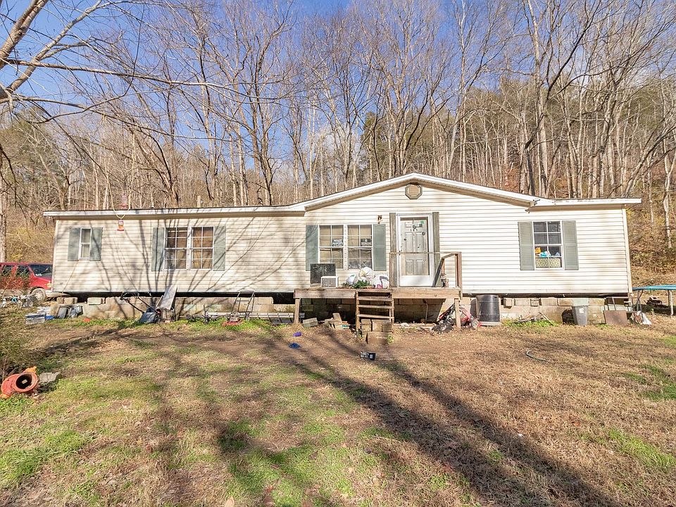 1st image of 185 Honeysuckle Ln
