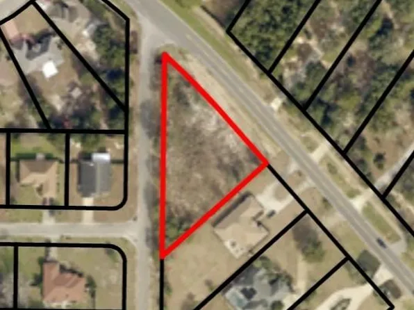 7107 E Bay Blvd, Navarre, FL 32566