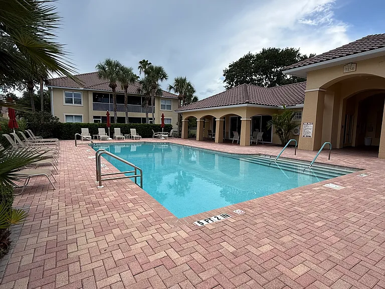 Community pool