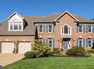 5464 Ashleigh Rd, Fairfax, VA 22030