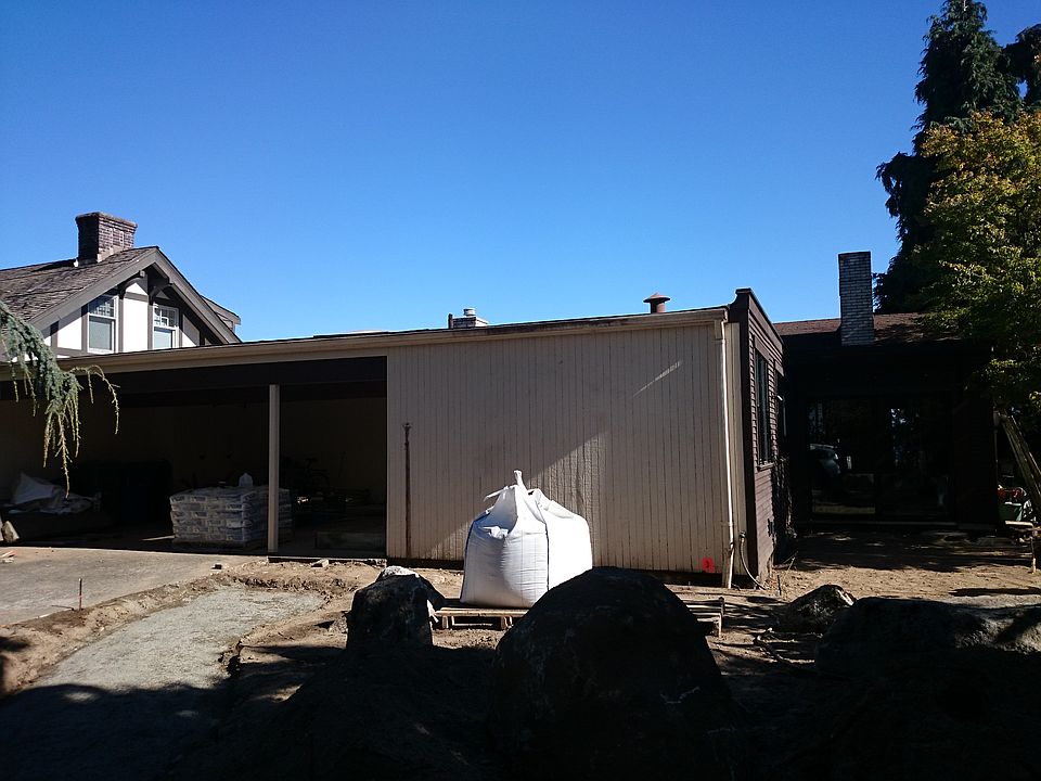 1st image of 3402 E Laurelhurst Dr NE