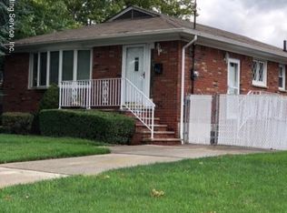 373 Tysens Ln, Staten Island, NY 10306