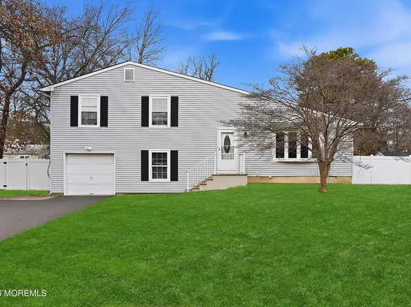 725 Birmingham Avenue, Toms River, NJ 08757