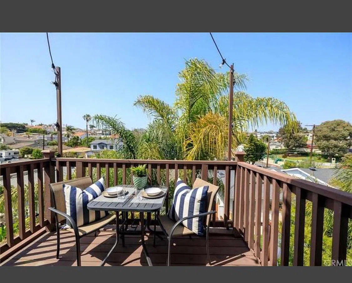 3 bed, 1350 sqft, $5,300 — Photo 3