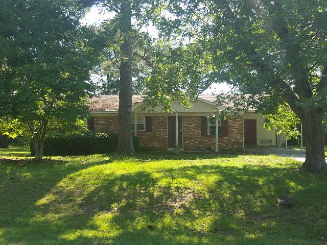 1st image of 115 Dale Cir