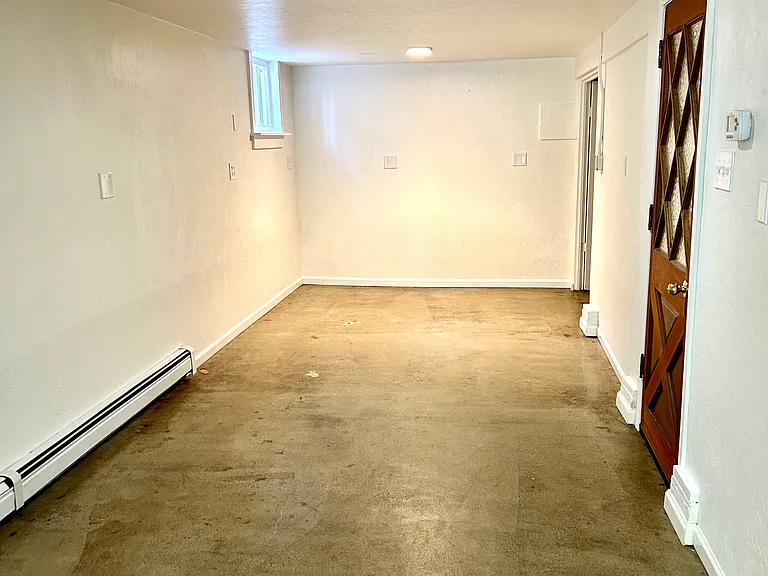 1030 Lander St #2 — Photo 4
