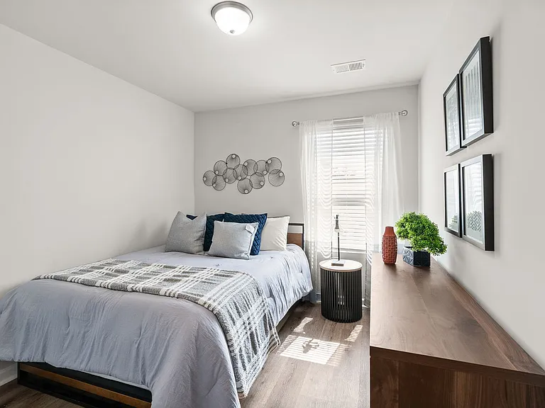 1015 Harden Dr NW — Photo 12