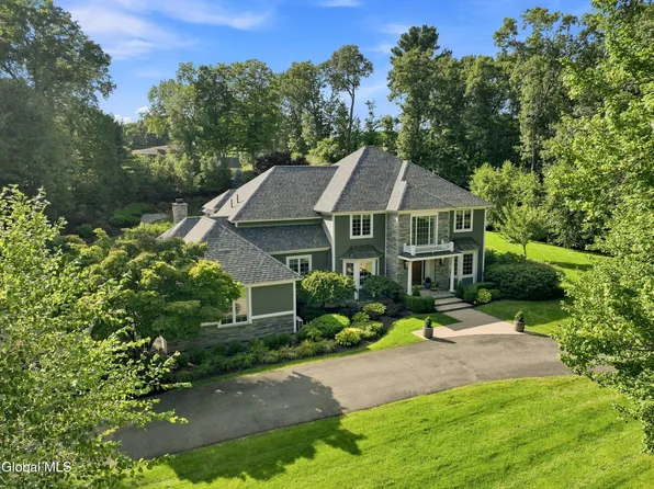 38 Campus View Drive, Loudonville, NY 12211