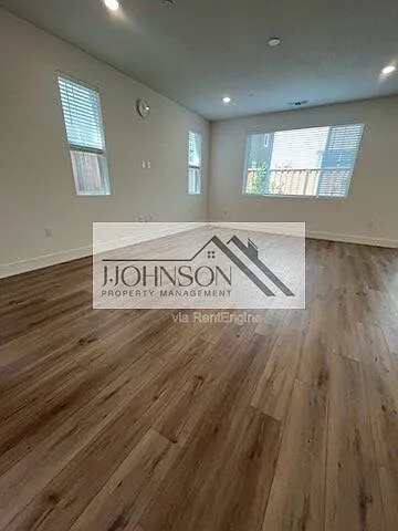 7325 Savoy Pl — Photo 5