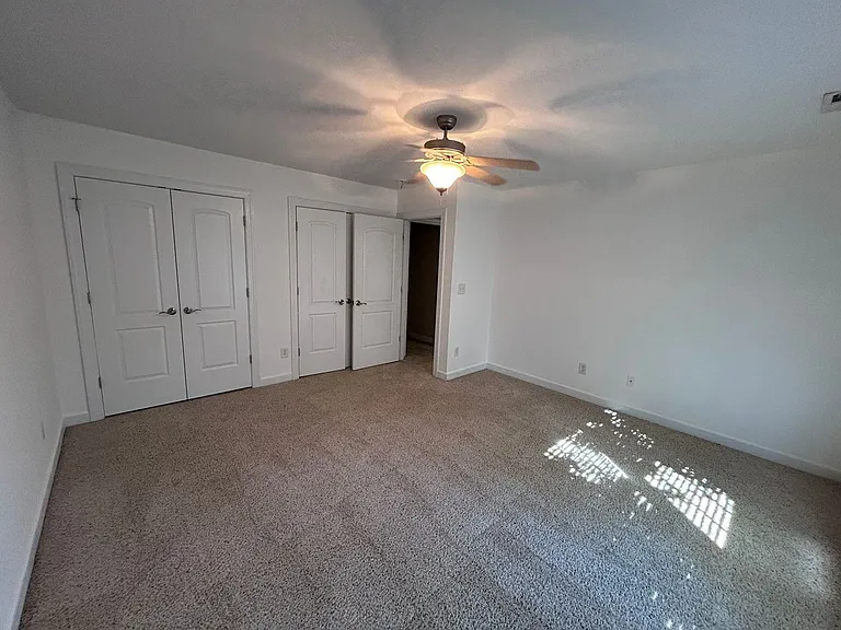 4540 Pebble Lake Dr — Photo 36