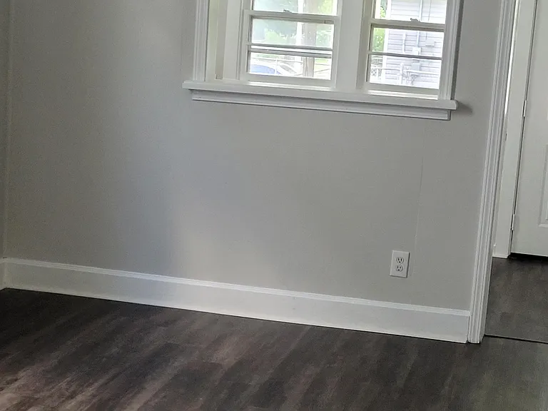 512 Iowa Ave — Photo 4