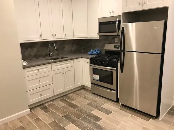 2055 Ocean Avenue image 1 of 5