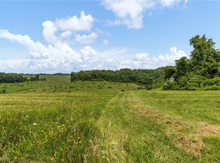 Pultney Ave, Barnesville, OH 43713