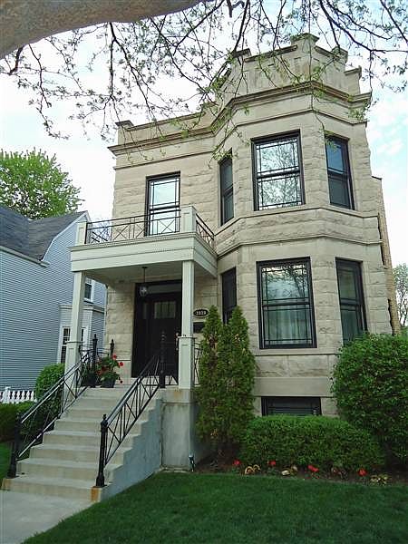 1st image of 3939 N Hoyne Ave