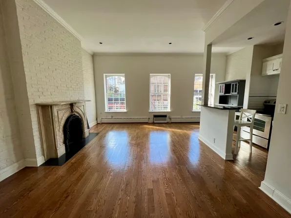 303 West 18th Street image 1 of 6