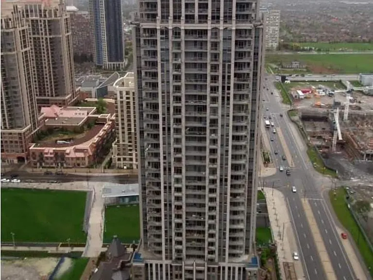 388 Prince Of Wales Dr #3406 — Photo 2