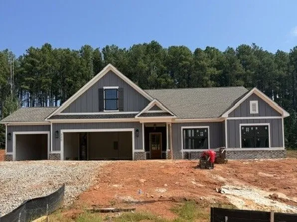 330 Weslyn Dr, Social Circle, GA 30025