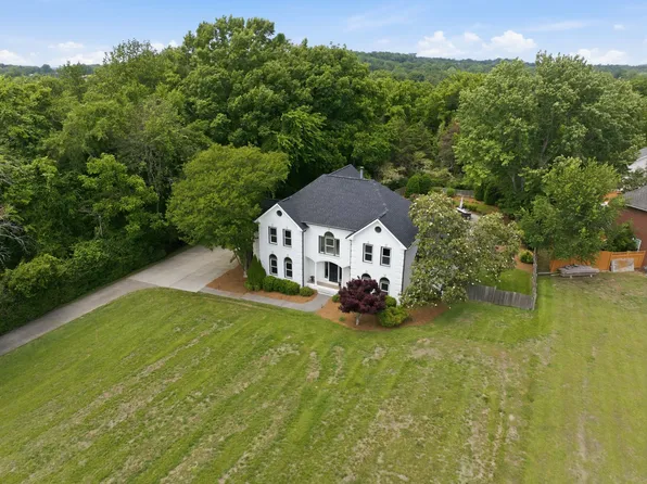424 Martingale Dr, Franklin, TN 37067