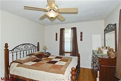 4th image of 2820 Angelo Ave