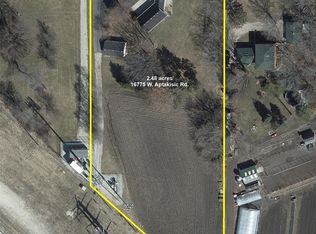 16775 W Aptakisic Rd, Prairie View, IL 60069