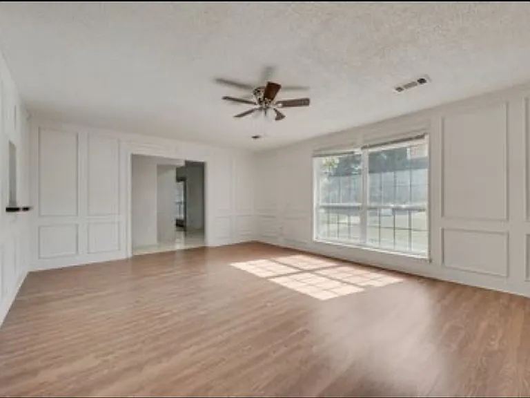 611 Wilson Ct — Photo 3